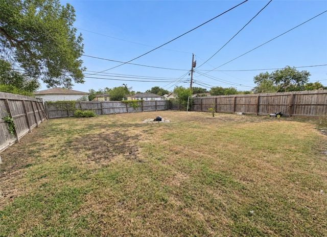 4813 Odem Dr, Corpus Christi, TX 78415