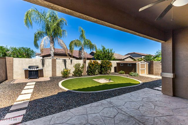 510 W CUCUMBER TREE Avenue, San Tan Valley, AZ 85140