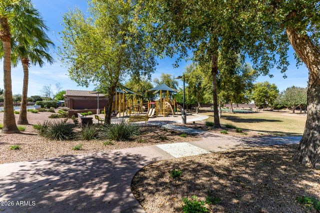 510 W CUCUMBER TREE Avenue, San Tan Valley, AZ 85140