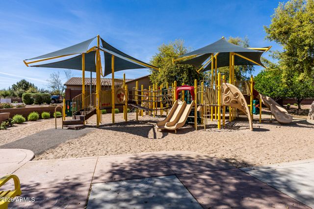 510 W CUCUMBER TREE Avenue, San Tan Valley, AZ 85140