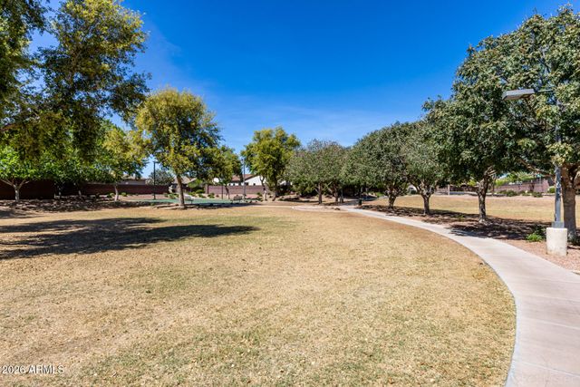 510 W CUCUMBER TREE Avenue, San Tan Valley, AZ 85140