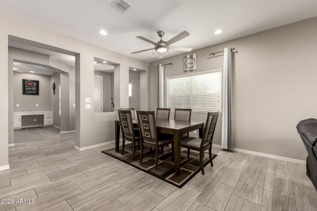 510 W CUCUMBER TREE Avenue, San Tan Valley, AZ 85140