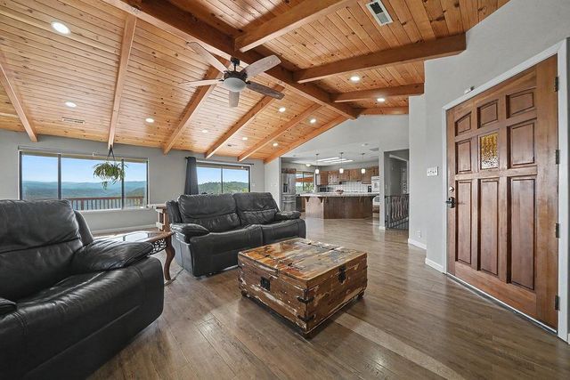 11110 Clinton Bar Rd, Pine Grove, CA 95665