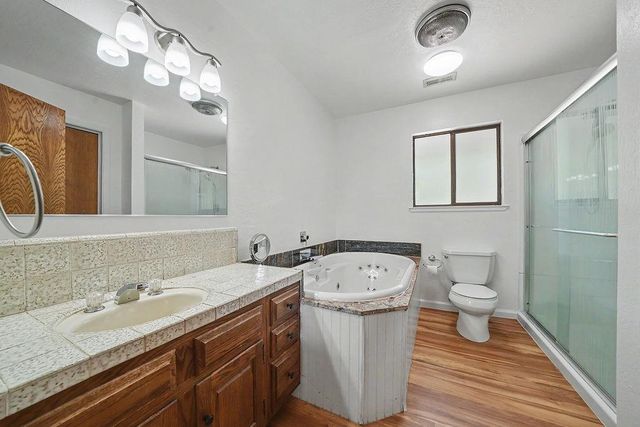 11110 Clinton Bar Rd, Pine Grove, CA 95665