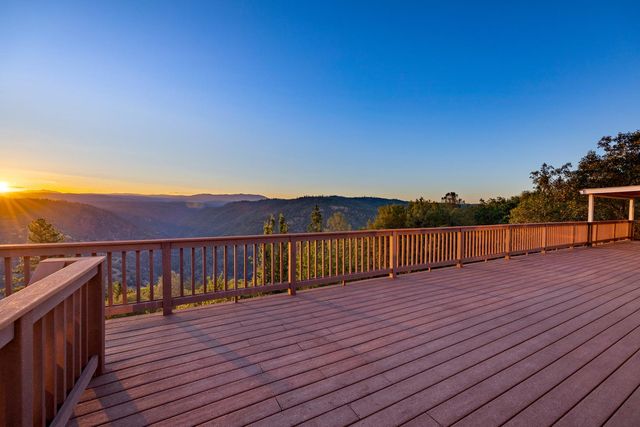 11110 Clinton Bar Rd, Pine Grove, CA 95665