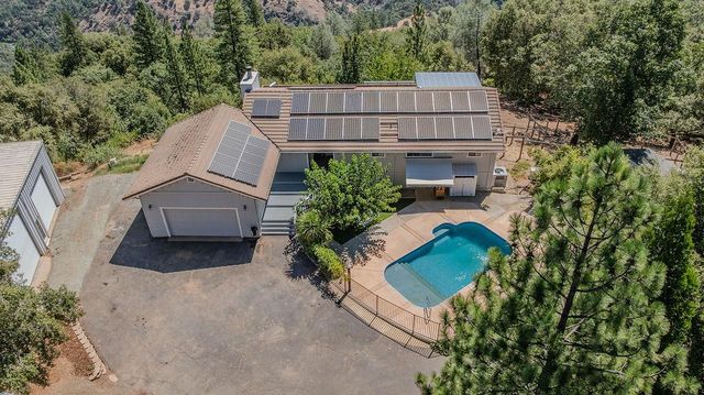 11110 Clinton Bar Rd, Pine Grove, CA 95665