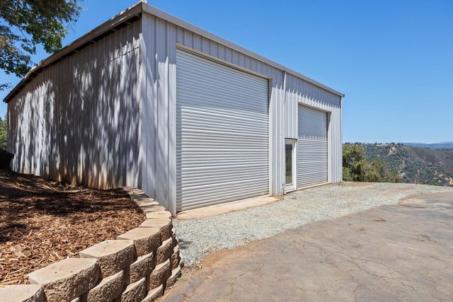 11110 Clinton Bar Rd, Pine Grove, CA 95665
