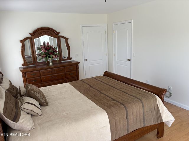 1032 Kendall Smith Rd, Pikeville, TN 37367