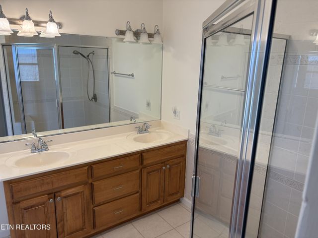 1032 Kendall Smith Rd, Pikeville, TN 37367