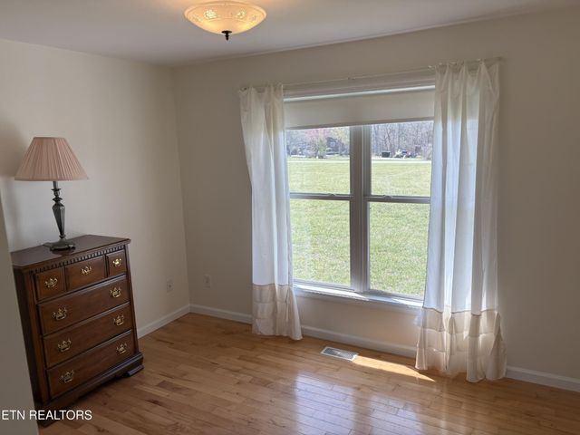 1032 Kendall Smith Rd, Pikeville, TN 37367