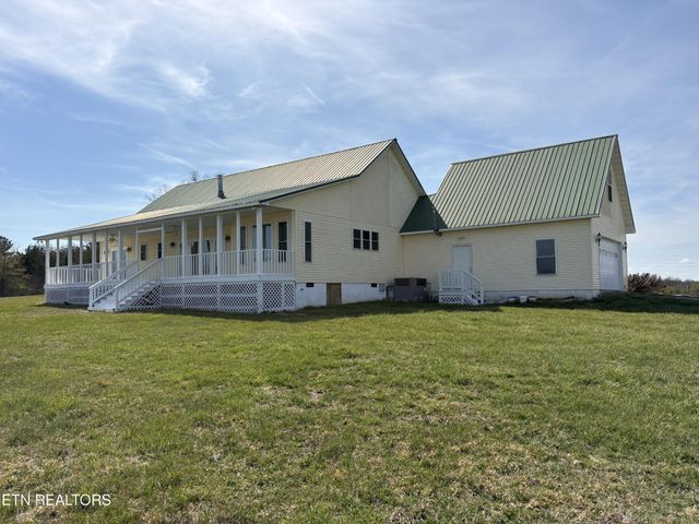 1032 Kendall Smith Rd, Pikeville, TN 37367