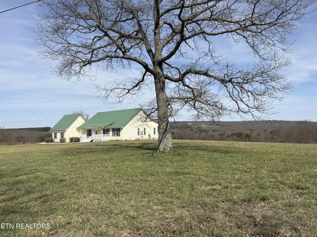 1032 Kendall Smith Rd, Pikeville, TN 37367