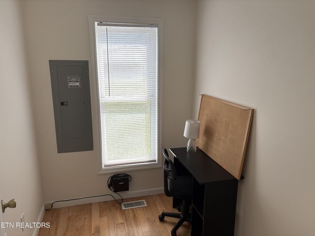 1032 Kendall Smith Rd, Pikeville, TN 37367