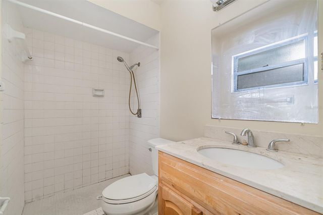 4651 SUMMERWIND DRIVE 26, Sarasota, FL 34234