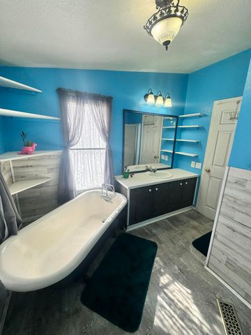 3950 Homedale Road UNIT 8, Klamath Falls, OR 97603