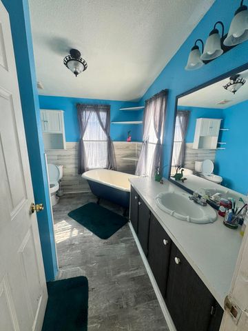 3950 Homedale Road UNIT 8, Klamath Falls, OR 97603