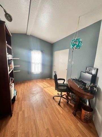 3950 Homedale Road UNIT 8, Klamath Falls, OR 97603