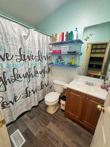 3950 Homedale Road UNIT 8, Klamath Falls, OR 97603