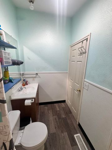 3950 Homedale Road UNIT 8, Klamath Falls, OR 97603