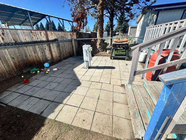 3950 Homedale Road UNIT 8, Klamath Falls, OR 97603