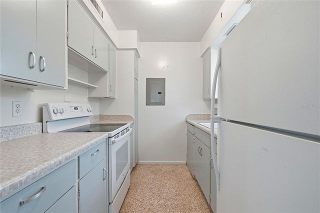 1751 6TH STREET, Sarasota, FL 34236