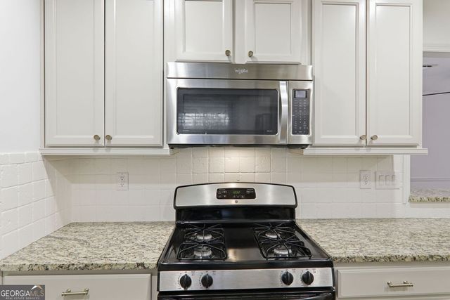 115 Great Oaks Lane, Roswell, GA 30075