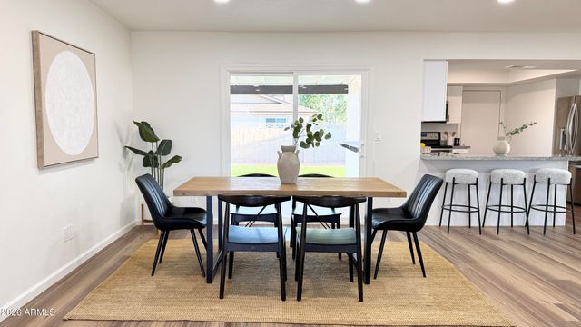 3517 E EL MORO Avenue, Mesa, AZ 85204
