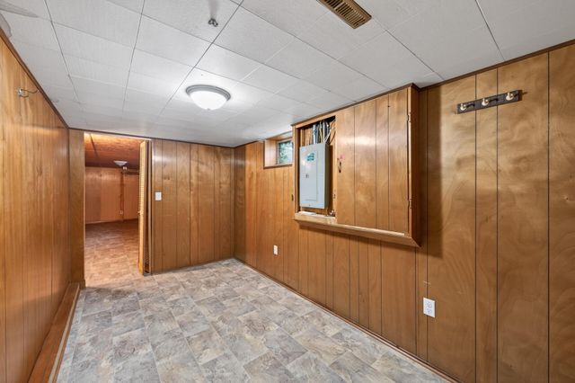11241 Norway Street NW, Coon Rapids, MN 55448