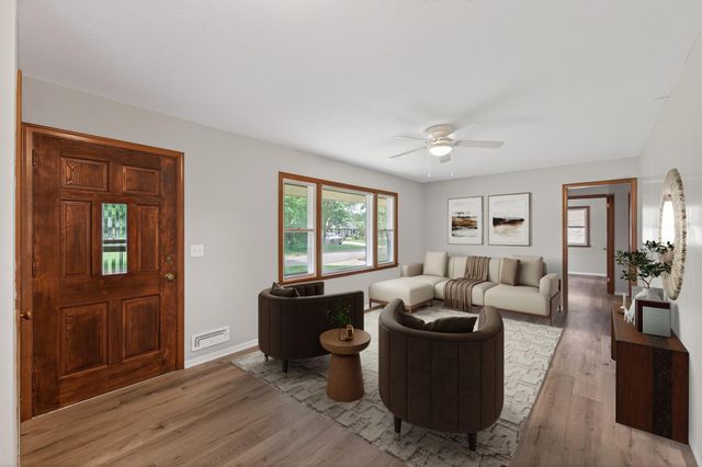 11241 Norway Street NW, Coon Rapids, MN 55448