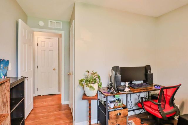 10147 W 151st Street, Orland Park, IL 60462
