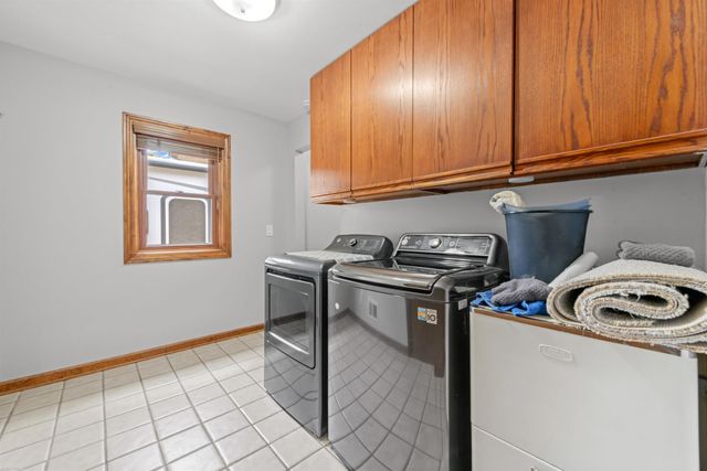 13825 Woodsett Court, Shelby Twp, MI 48315