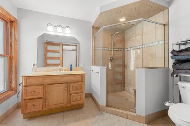 13825 Woodsett Court, Shelby Twp, MI 48315