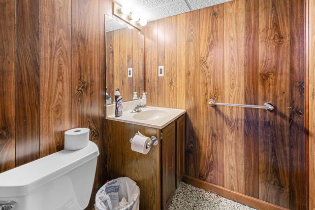 13825 Woodsett Court, Shelby Twp, MI 48315