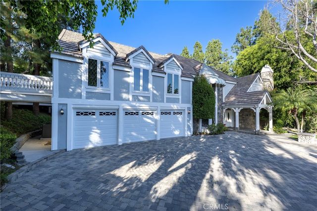 10761 Crawford Canyon, North Tustin, CA 92705