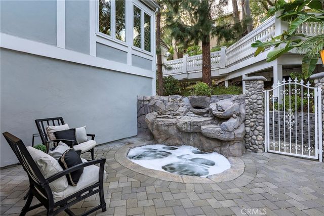 10761 Crawford Canyon, North Tustin, CA 92705