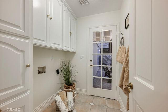 10761 Crawford Canyon, North Tustin, CA 92705