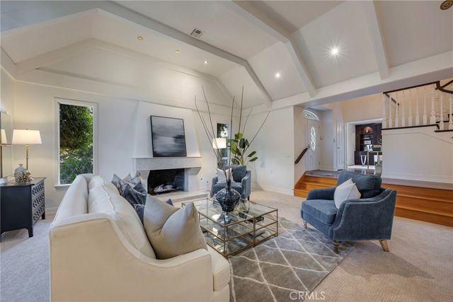 10761 Crawford Canyon, North Tustin, CA 92705