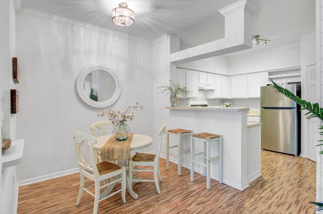 700 Daniel Ellis Drive 14103, Charleston, SC 29412