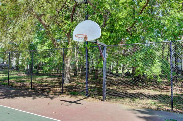 700 Daniel Ellis Drive 14103, Charleston, SC 29412