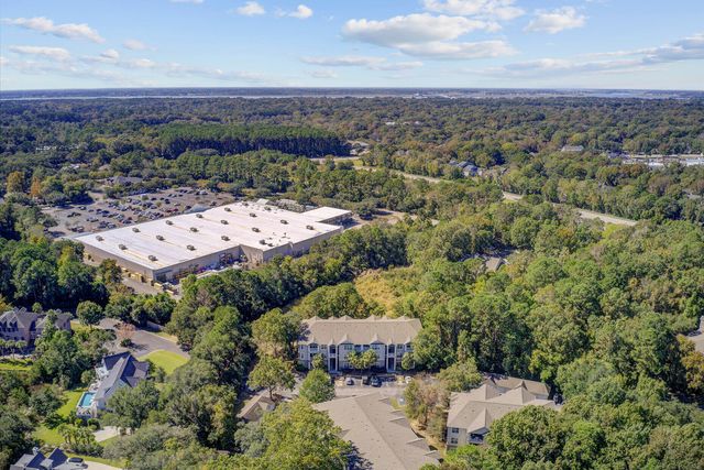 700 Daniel Ellis Drive 14103, Charleston, SC 29412