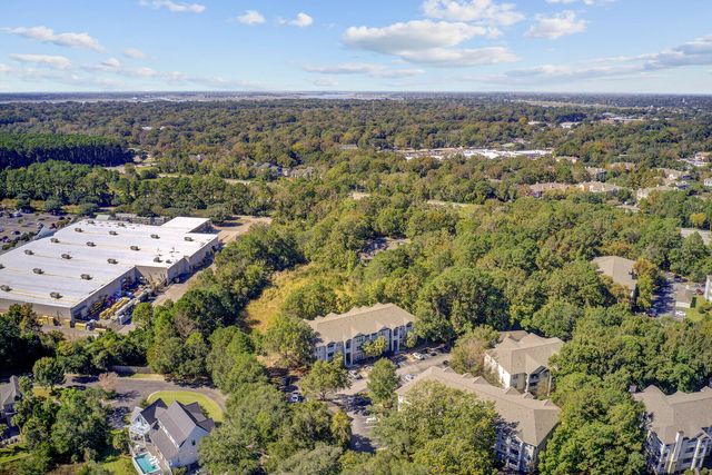 700 Daniel Ellis Drive 14103, Charleston, SC 29412