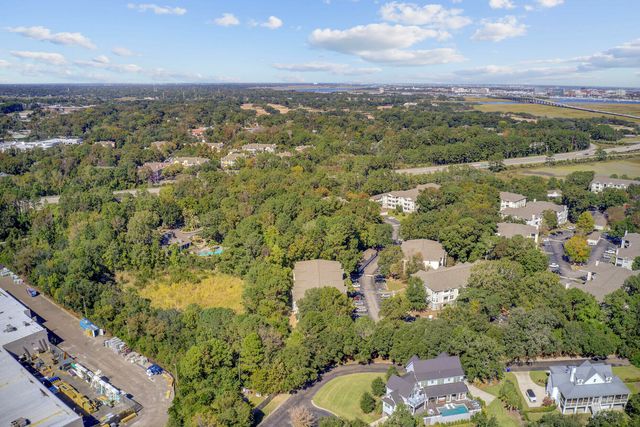 700 Daniel Ellis Drive 14103, Charleston, SC 29412