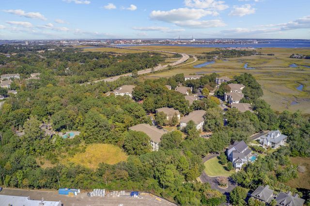 700 Daniel Ellis Drive 14103, Charleston, SC 29412