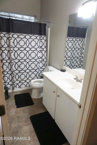 102 Doncaster Circle, Youngsville, LA 70592