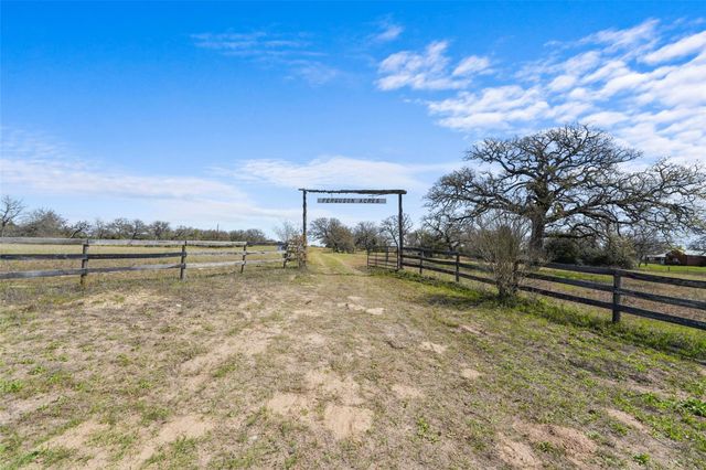 12893 Fm 3 S, Normangee, TX 77871