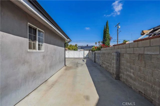 14143 Terra Bella, Pacoima, CA 91331