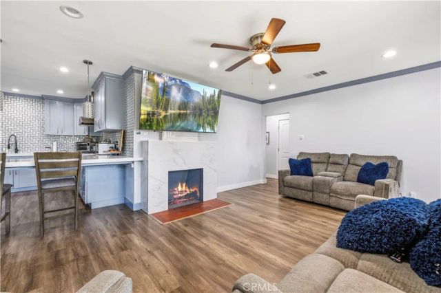 14143 Terra Bella, Pacoima, CA 91331