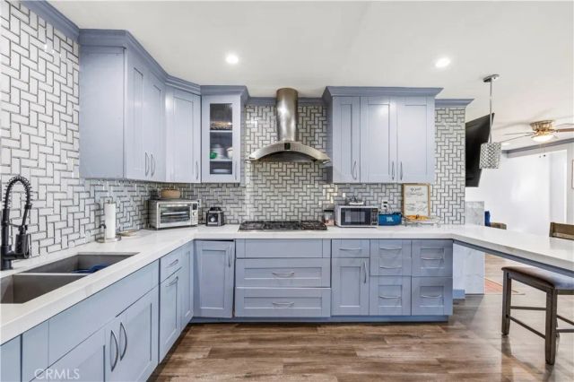 14143 Terra Bella, Pacoima, CA 91331