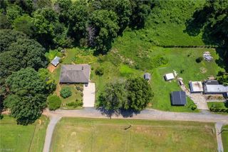 5868 Graham Farm Road, Winston-salem, NC 27105