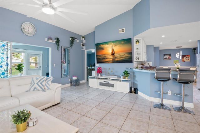 713 MANCHESTER WOODS DRIVE, Sun City Center, FL 33573